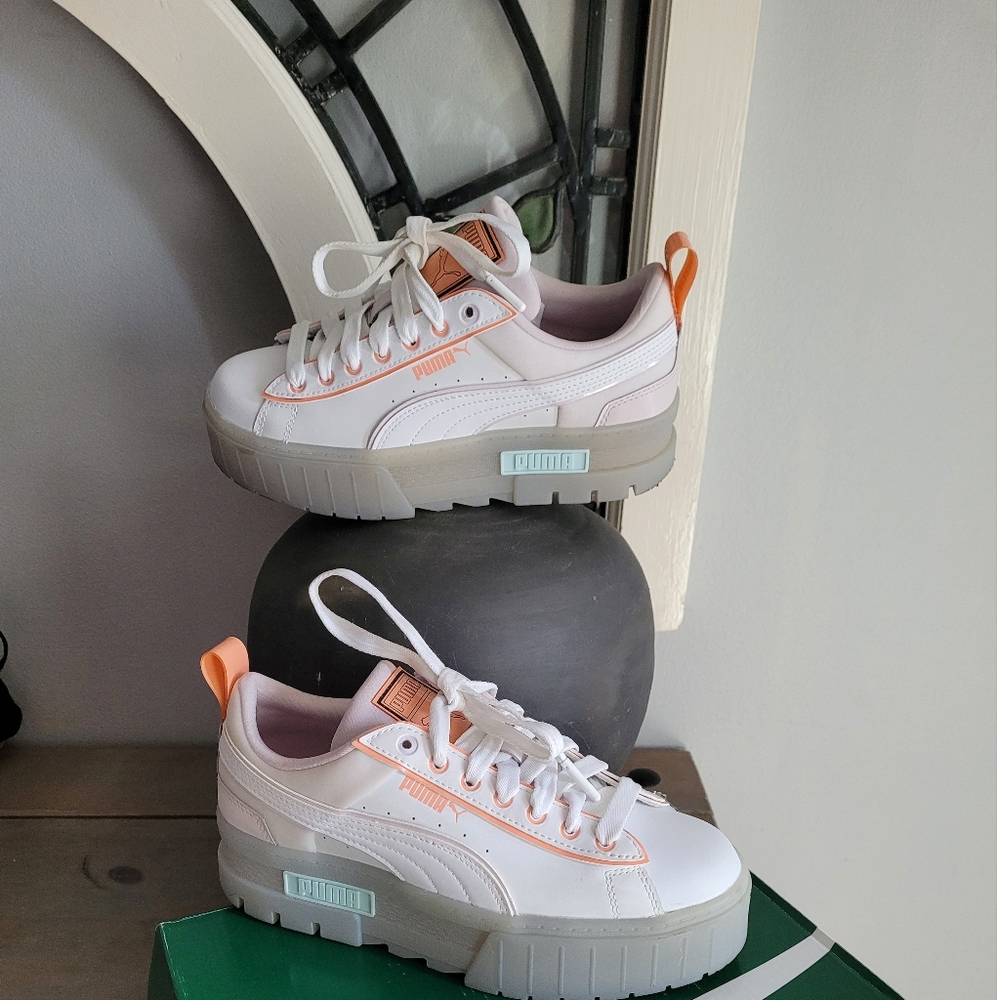 Puma ladies platform sneakers 7